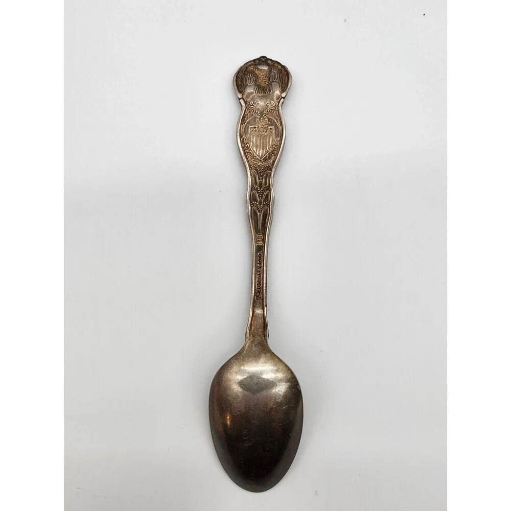 4 Vtg Wm Rogers MFG Co IS State Spoons - Michigan, Illinois, Nebraska & Georgia